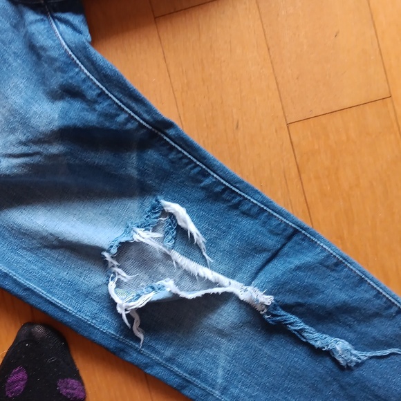 AG,Adriano Goldschmied ,The Nikki Crop Jean 26R - Picture 6 of 6